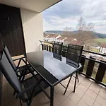 Genussvolle Entspannte Auszeit I Balkon I Burgblick