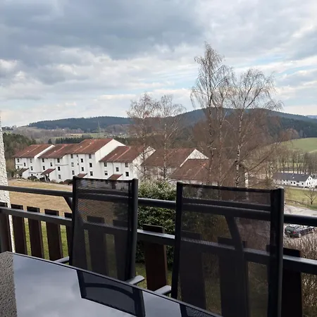 Genussvolle Entspannte Auszeit I Balkon I Burgblick
