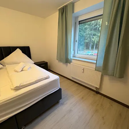 Genussvolle Entspannte Auszeit I Balkon I Burgblick ريغين