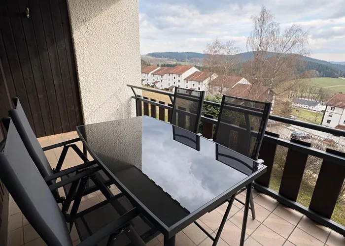 Genussvolle Entspannte Auszeit I Balkon I Burgblick